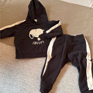 H&M Kids Black and Cream Snoopy Jogger Set
